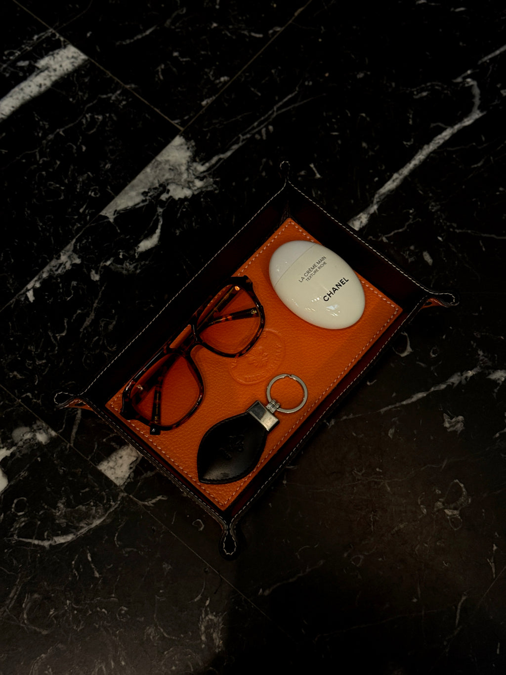 Casa Chiave — The Tuscan Leather Tray